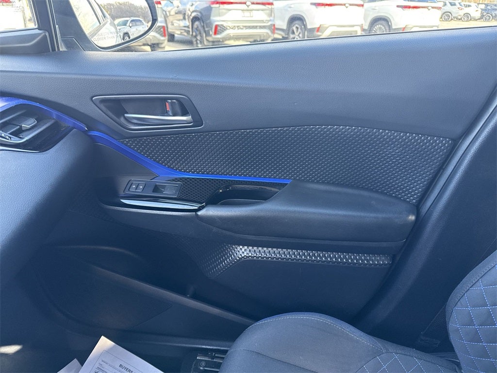 2020 Toyota C-HR XLE