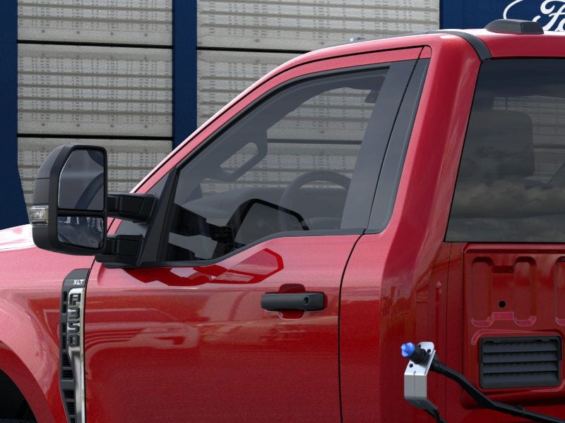 2026 Ford Chassis Cab F-350® XLT