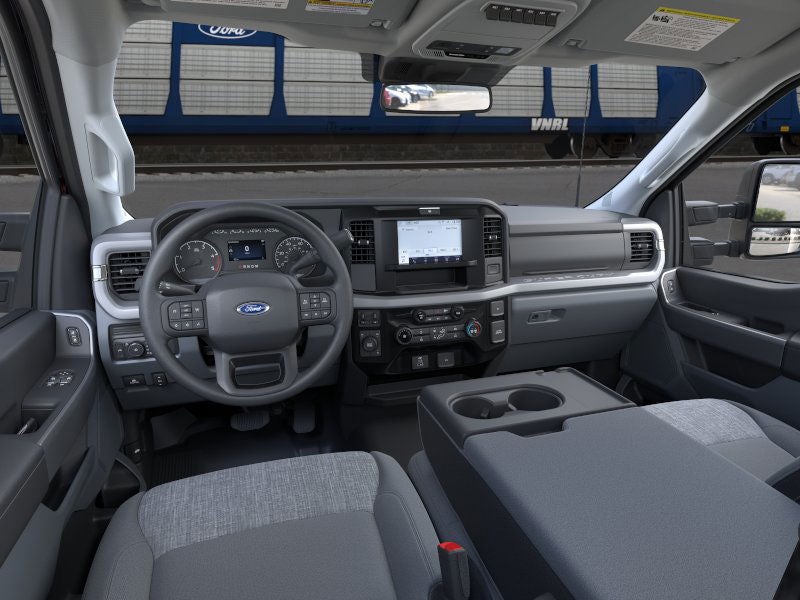 2026 Ford Chassis Cab F-350® XLT