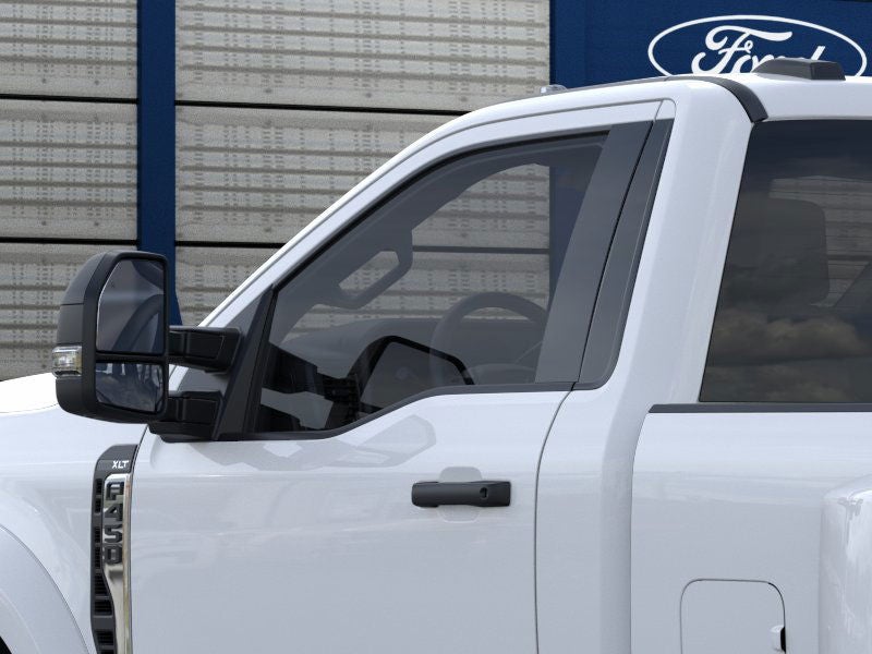 2026 Ford Super Duty F-450® XLT